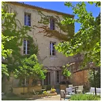 La Vigneronne Des Costieres 3*