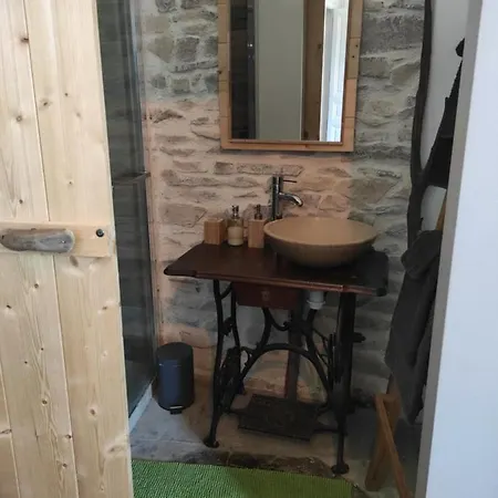 La Vigneronne Des Costieres Bed & Breakfast Vauvert