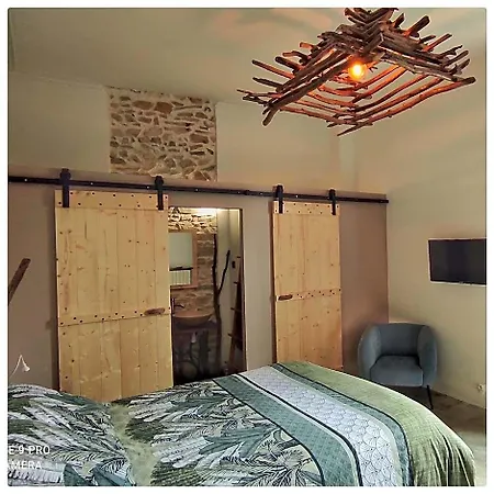 La Vigneronne Des Costieres Bed & Breakfast